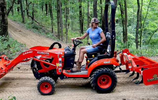 “She’s a Rookie, But Learning Fast”  Meet Melissa, Who’s Operating a Tractor for the First Time