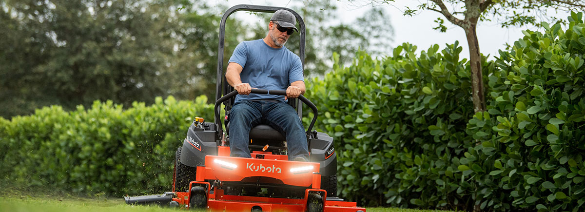 Kubota’s Z200 Series is an Ideal Residential Mower for People with 1-3 Acres of Property to Maintain