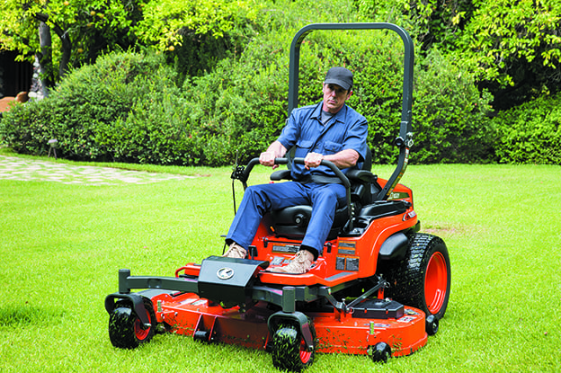ZD1021_mowing_front_3_4